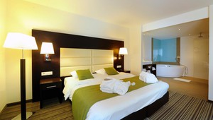 Business Suite Superior